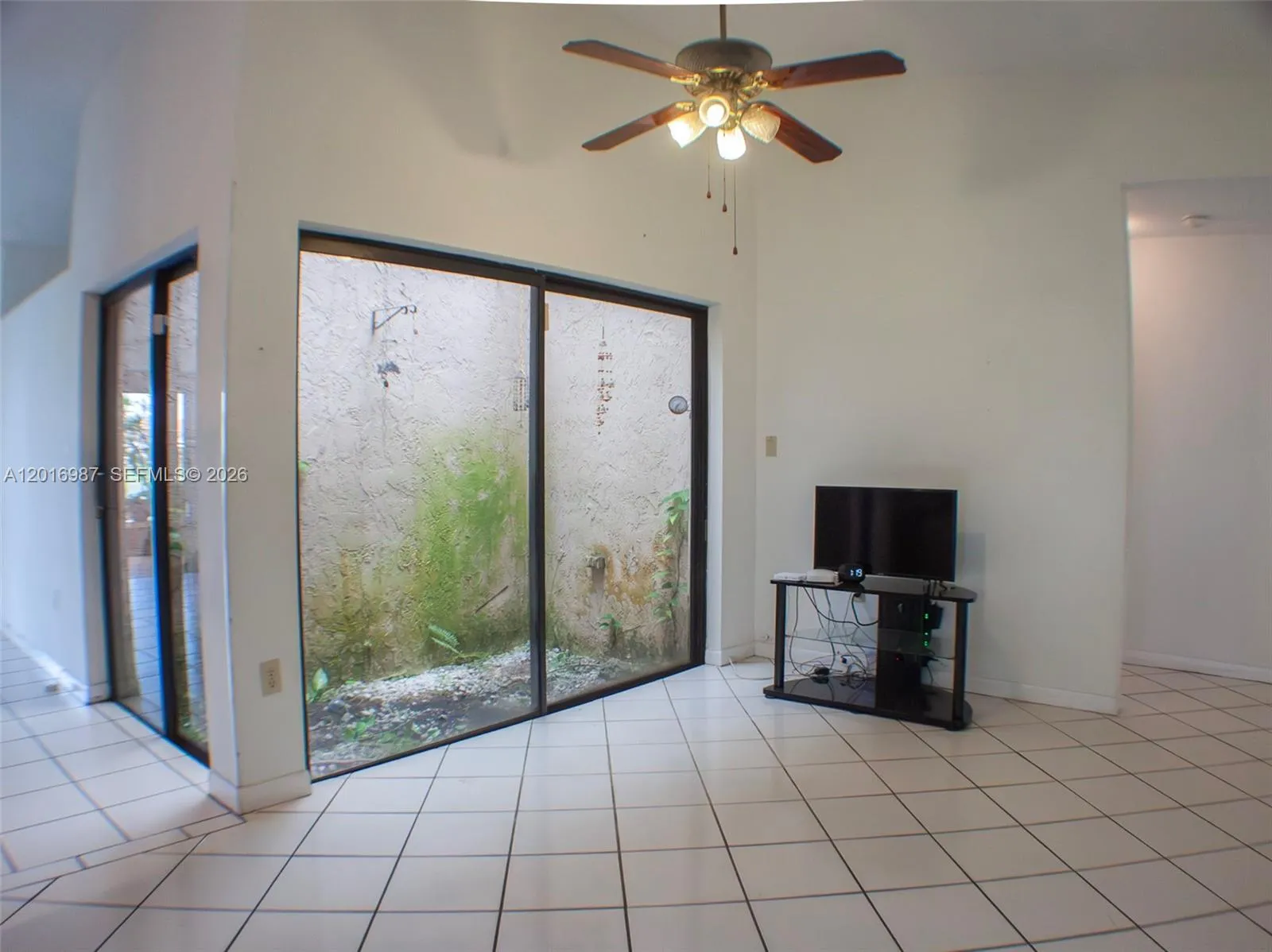 17523 NW 66th Ct, Hialeah FL 33015