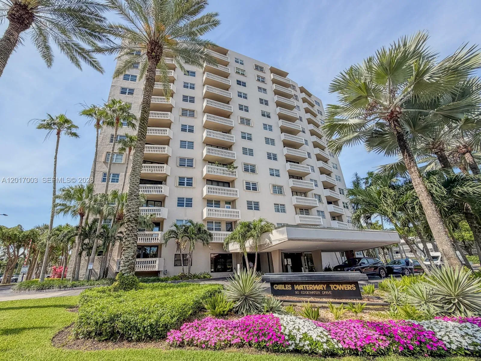 2 bedroom 2 bath for sale at 90 Edgewater Dr # 114, Coral Gables FL 33133