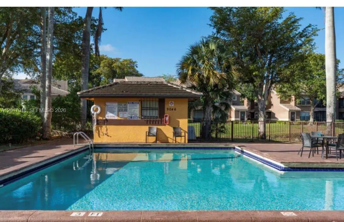 9000 NW 28th Dr # 307, Coral Springs FL 33065