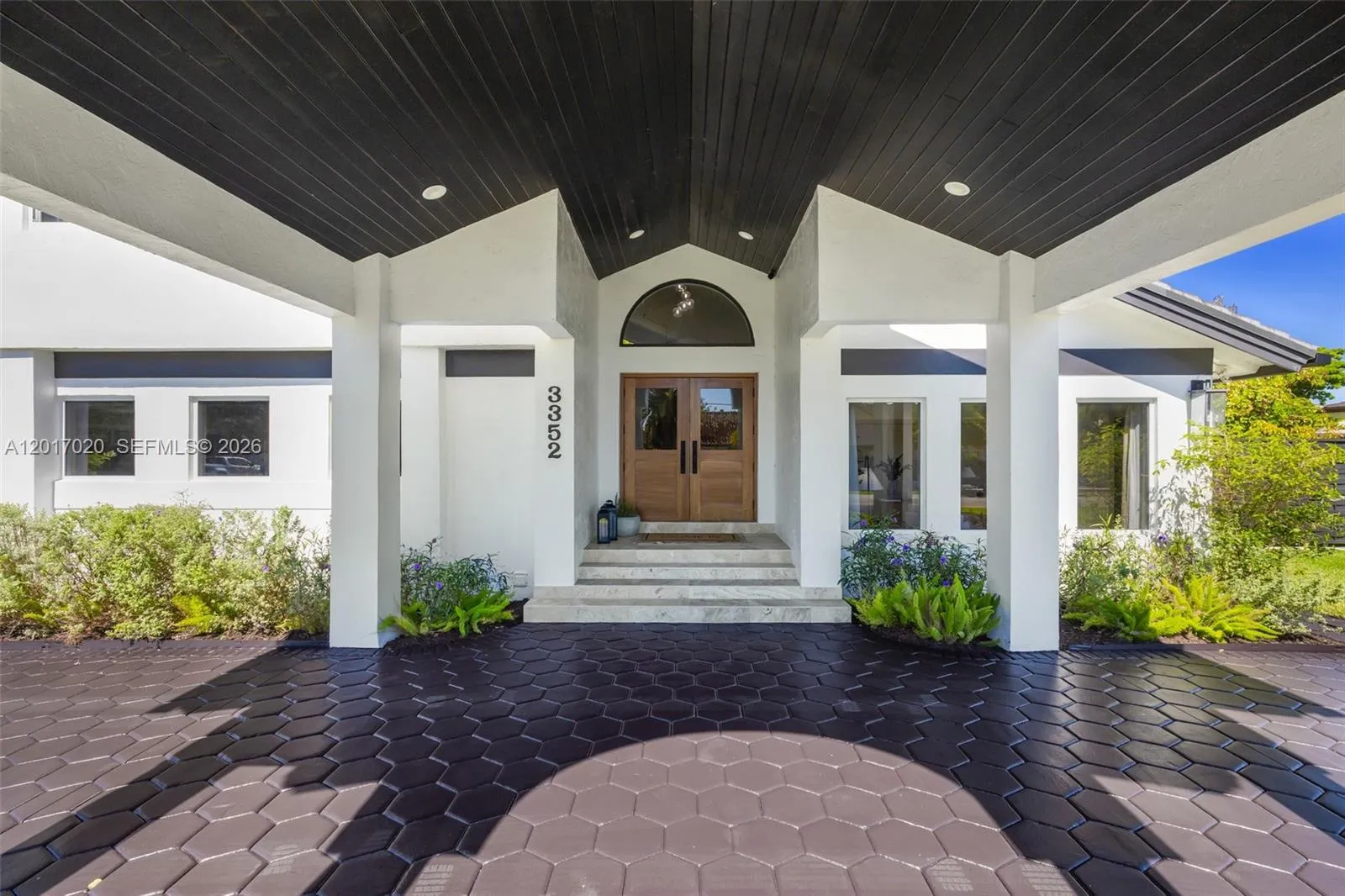 3352 SW 110th Ave, Miami FL 33165