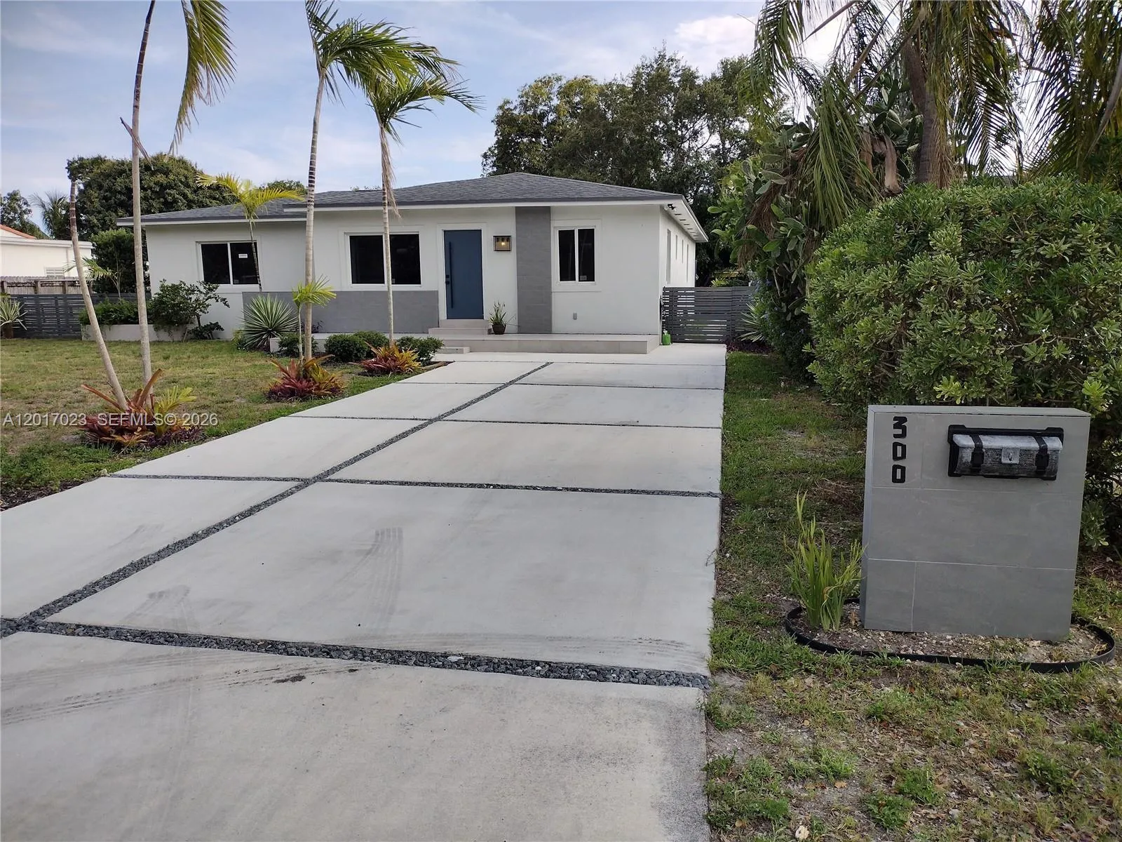 4 bedroom 3 bath for sale at 300 S Biscayne River Dr, Miami FL 33169