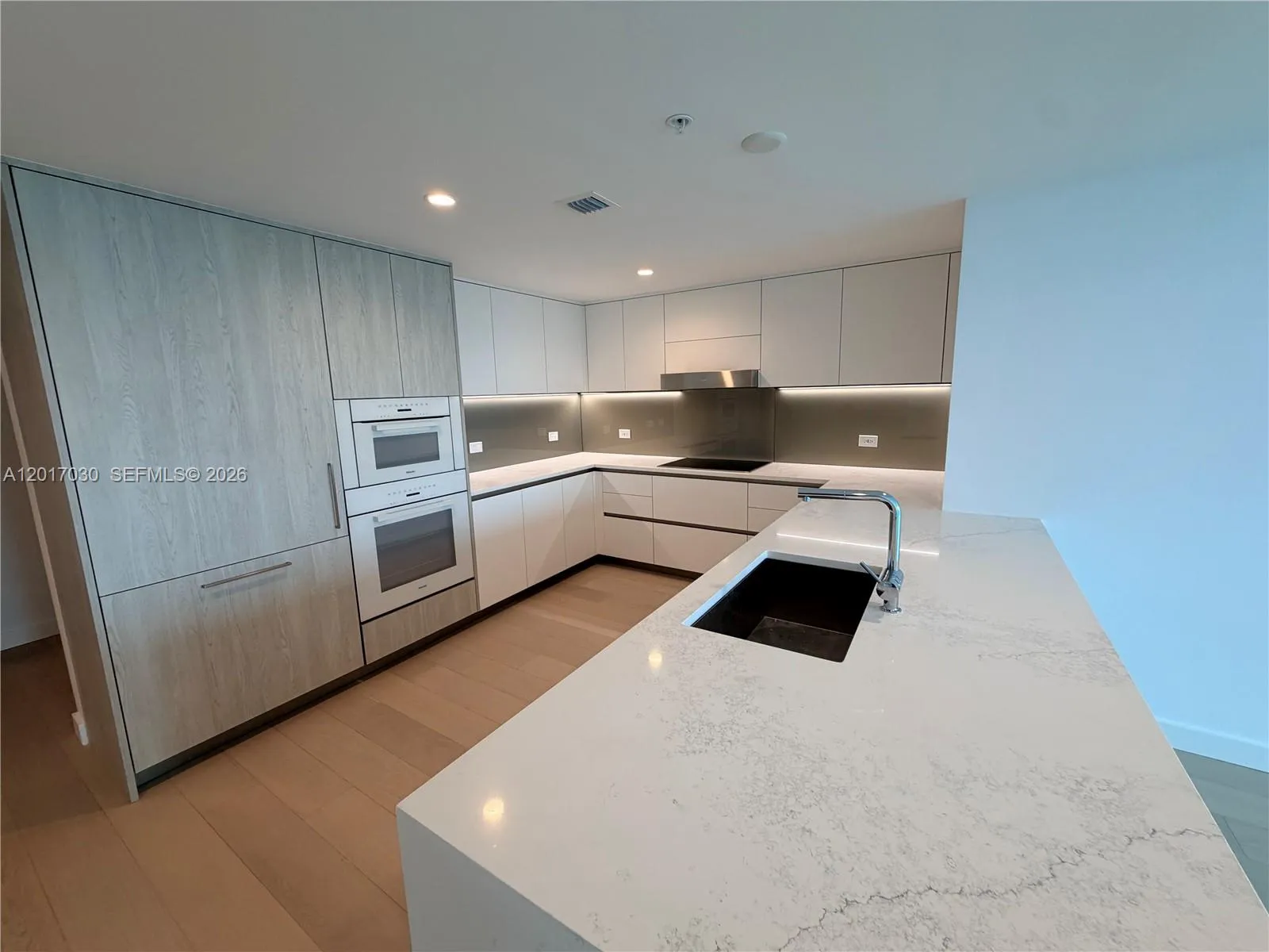 9201 E Bay Harbor Dr # 309, Bay Harbor Islands FL 33154