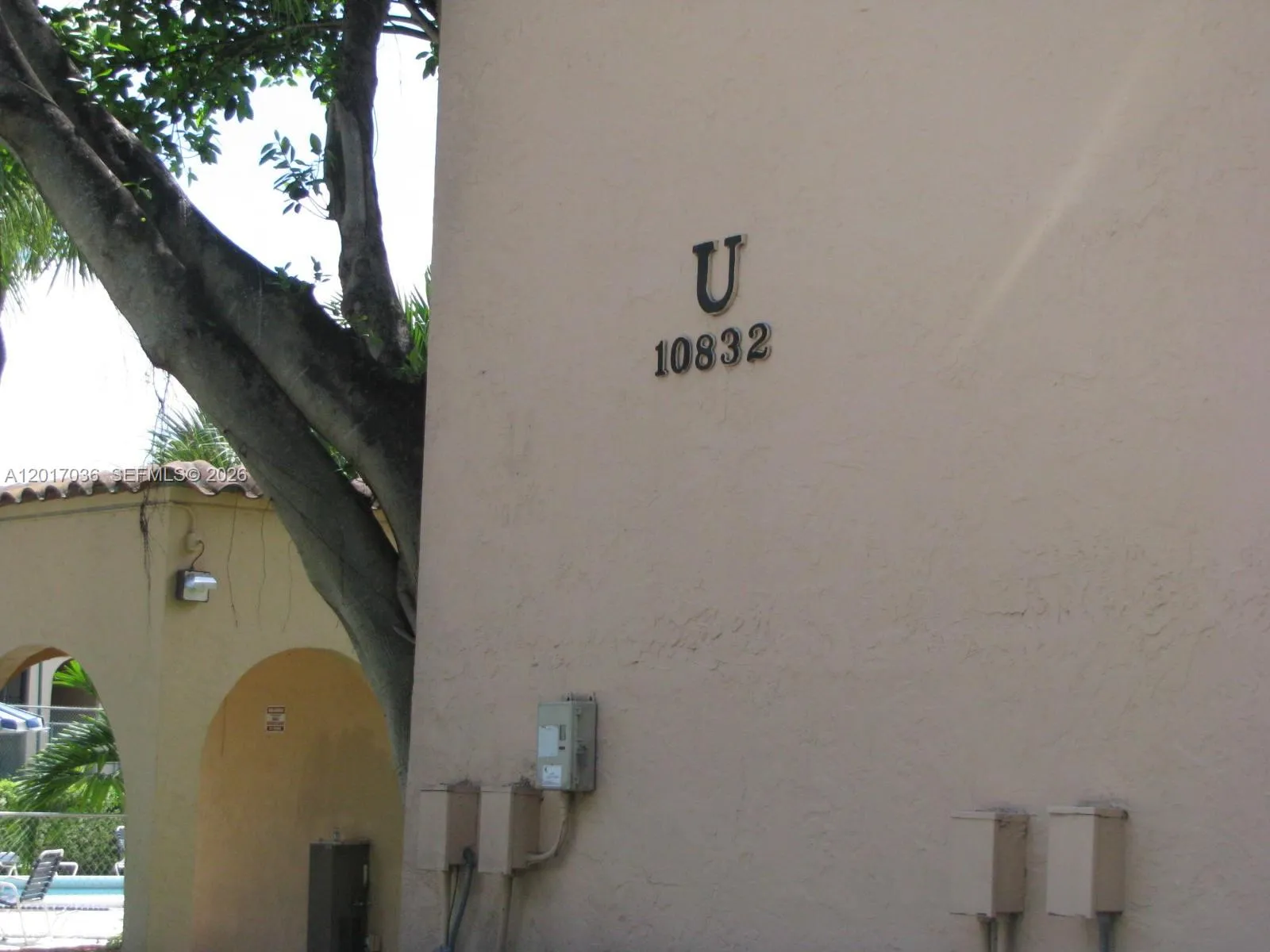 10832 N Kendall Dr # U11, Miami FL 33176