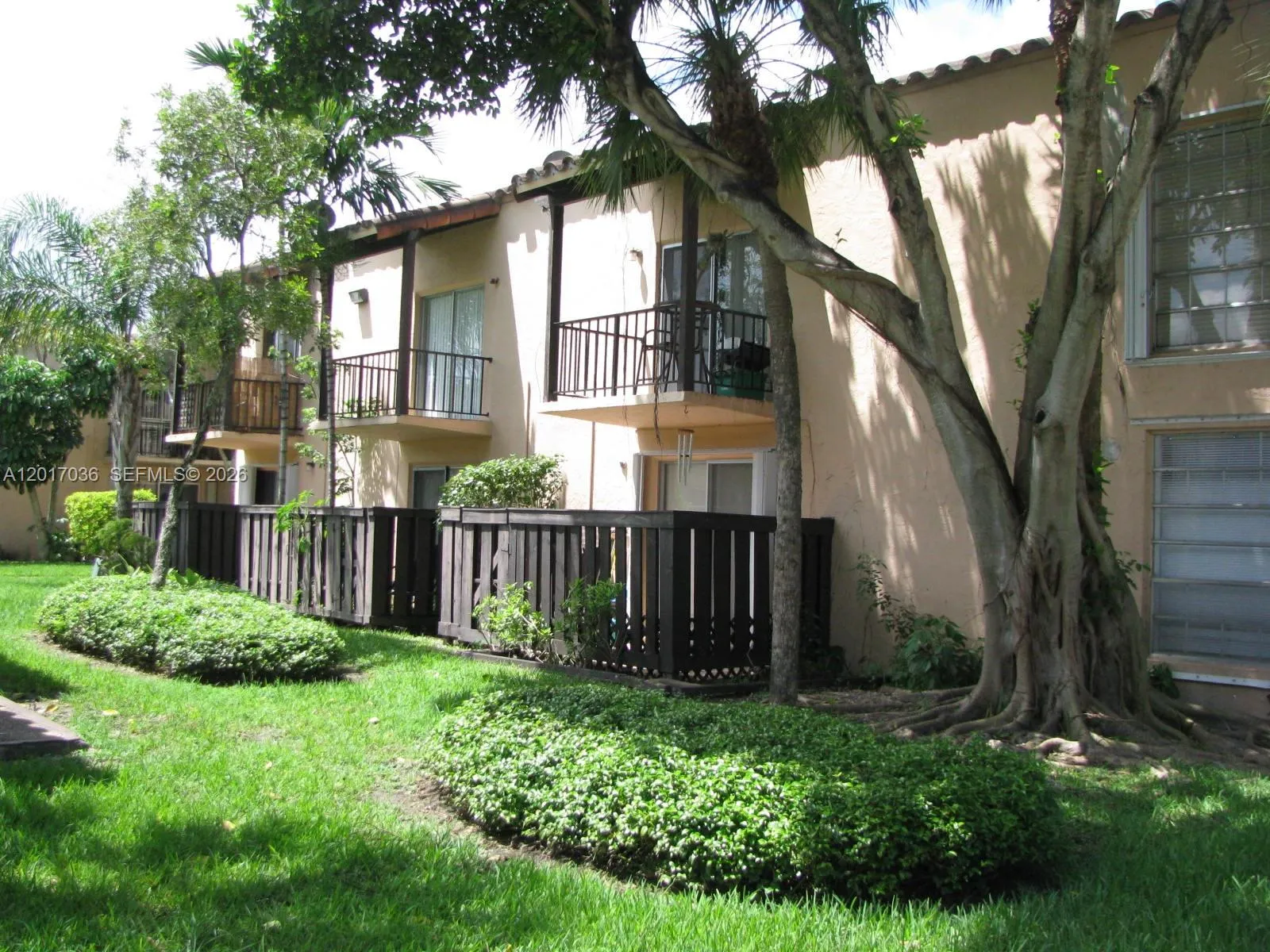 10832 N Kendall Dr # U11, Miami FL 33176