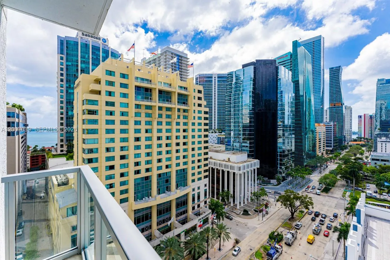 1060 Brickell Ave # 1603, Miami FL 33131