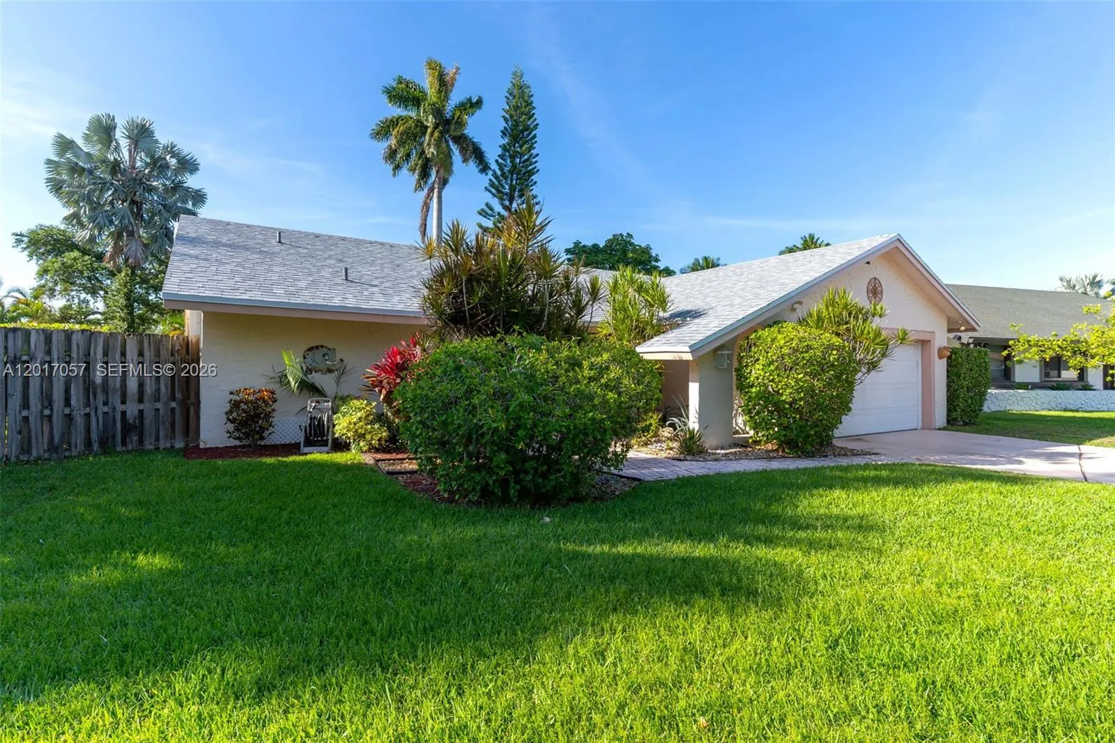 9470 NW 33rd Mnr, Sunrise FL 33351