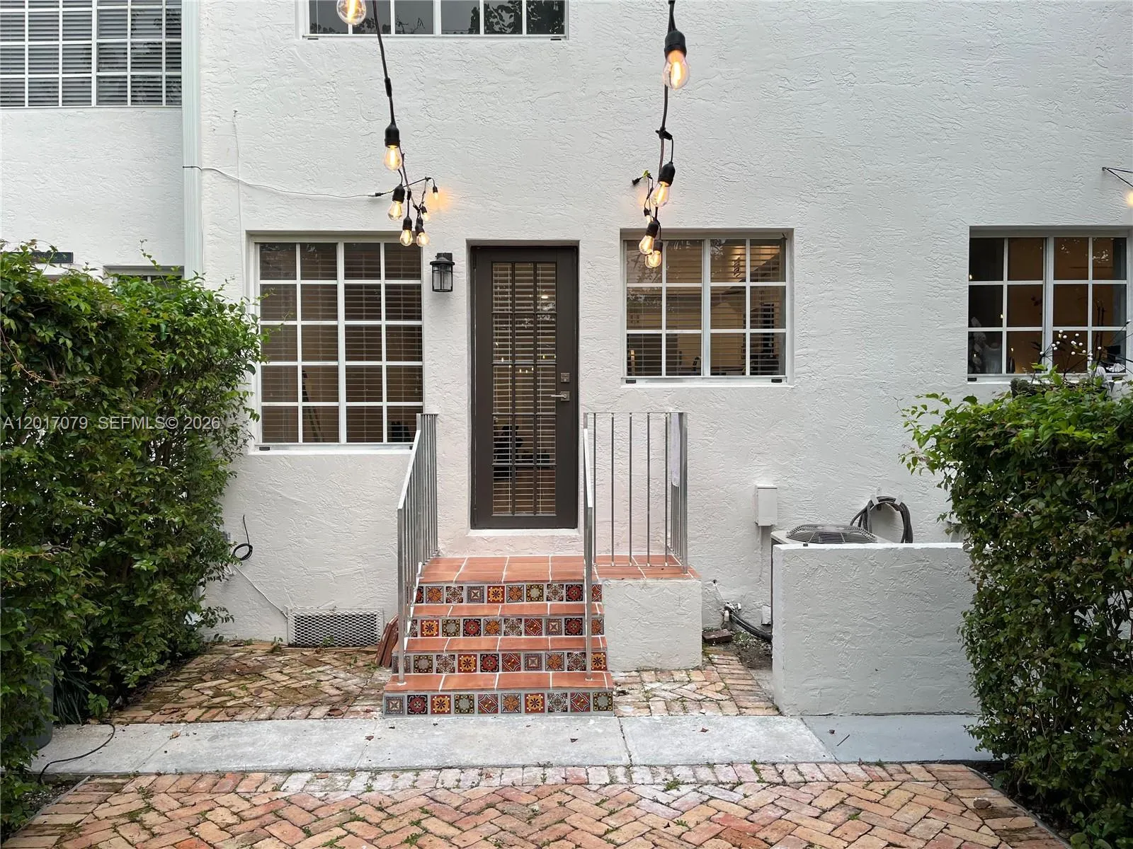 21 Madeira Ave # 17, Coral Gables FL 33134