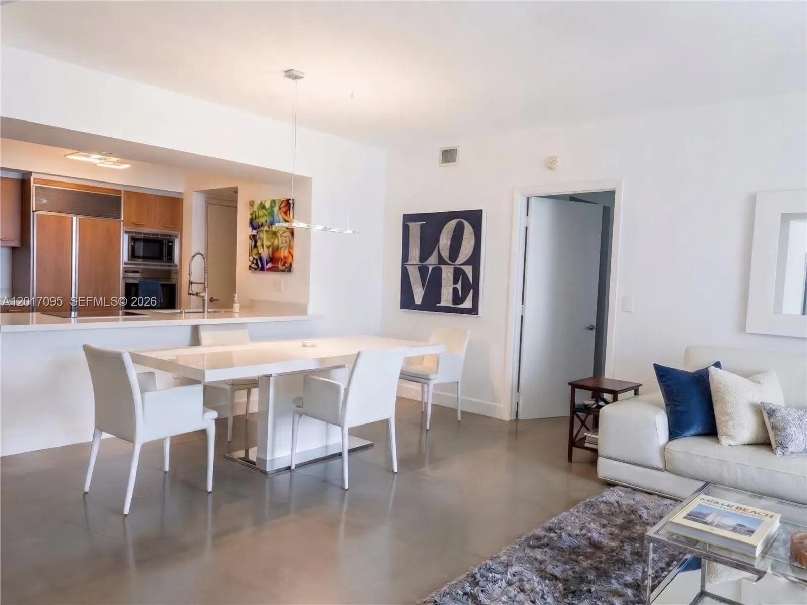 400 Alton Rd # 1709, Miami Beach FL 33139