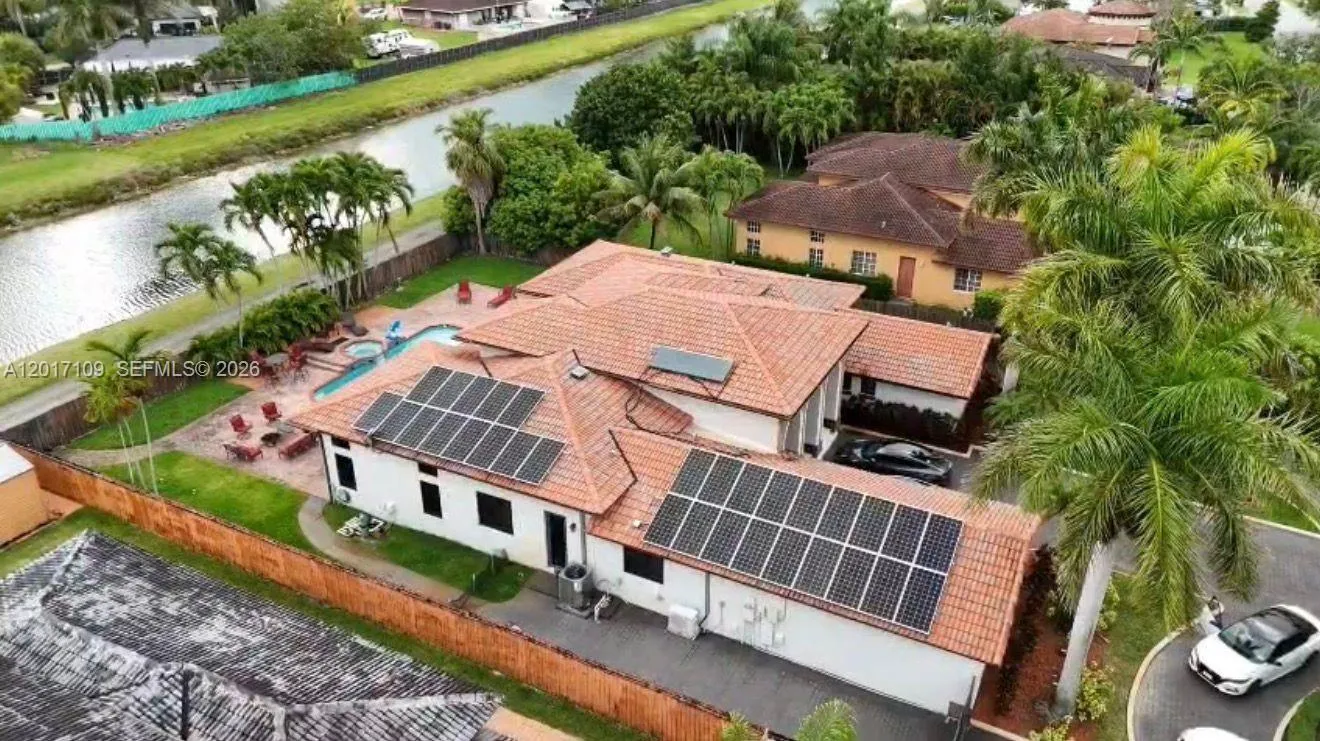 5 bedroom 4 bath for sale at 19596 SW 130th Avenue Road, Miami FL 33177