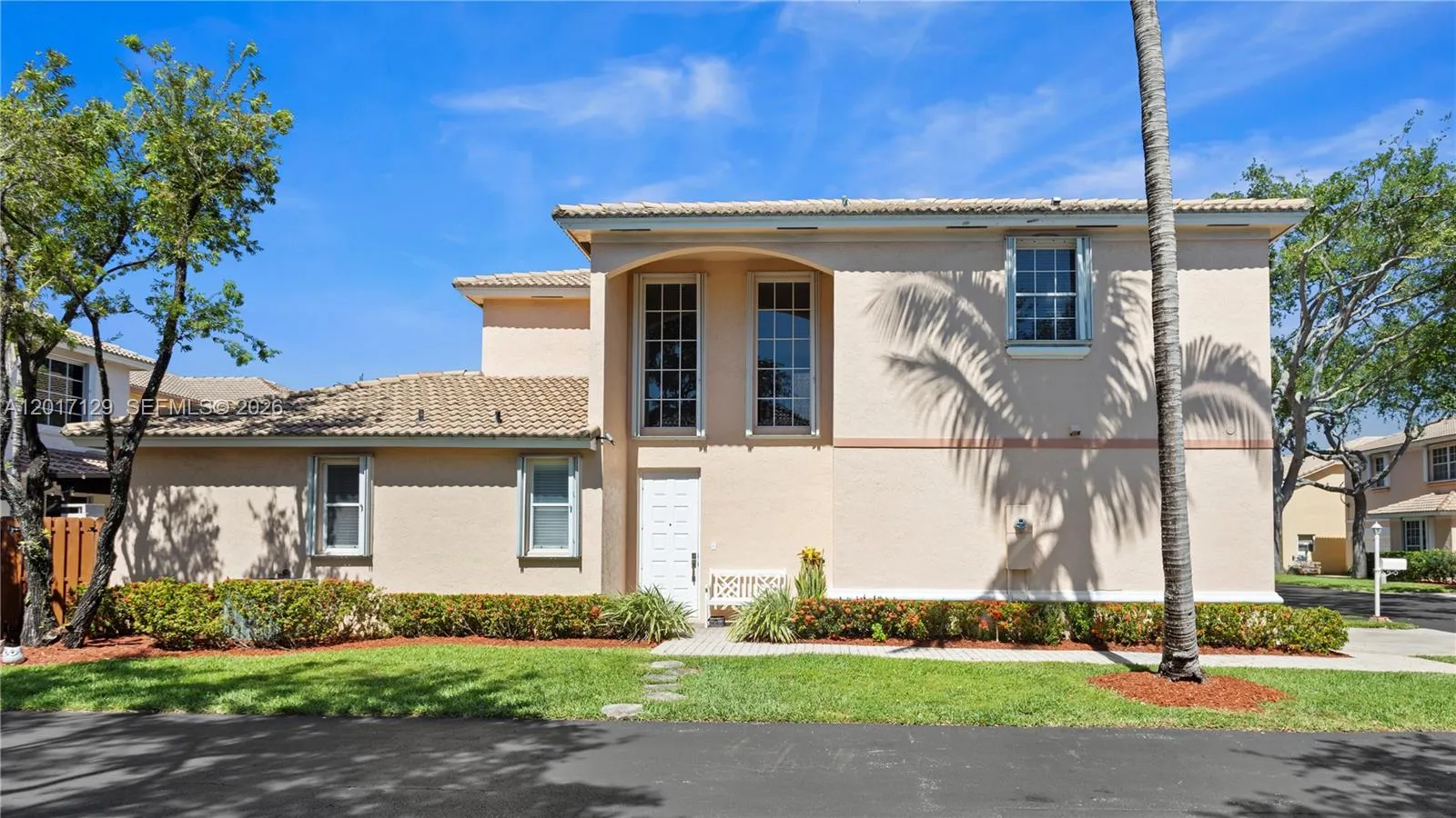 1240 Grant St, Hollywood FL 33019