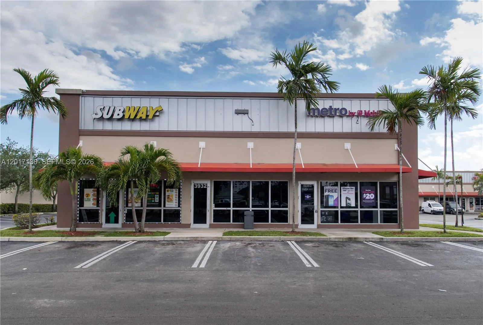 3930 Pembroke Rd, Pembroke Park FL 33021