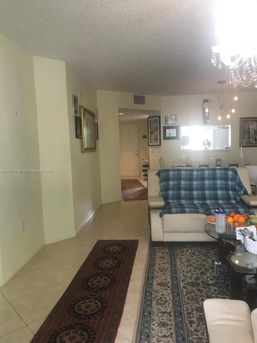 13705 SW 12th St # 208B, Pembroke Pines FL 33027