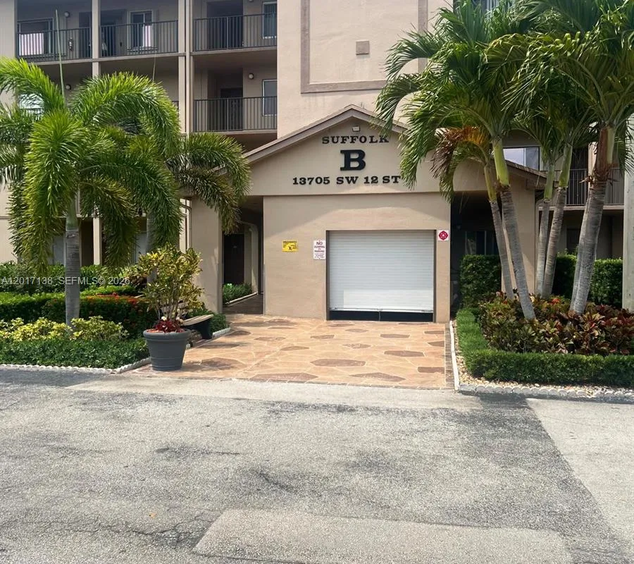 13705 SW 12th St # 208B, Pembroke Pines FL 33027