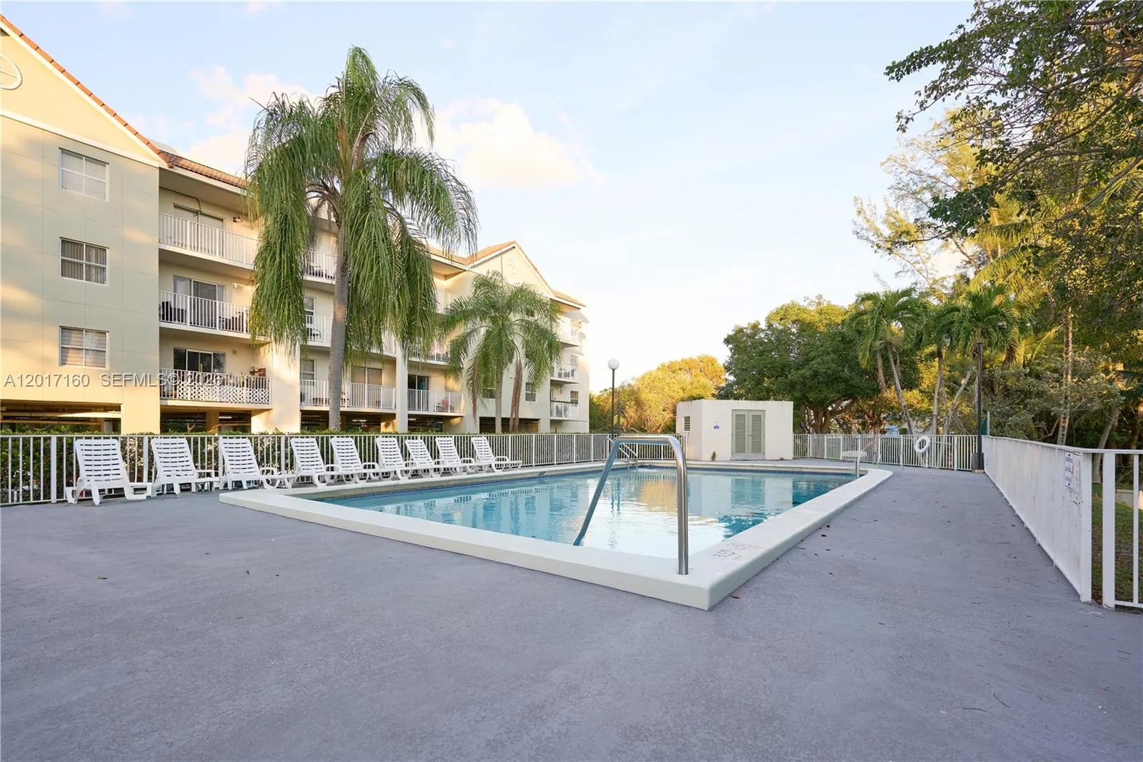 8240 SW 210th St # 207, Cutler Bay FL 33189