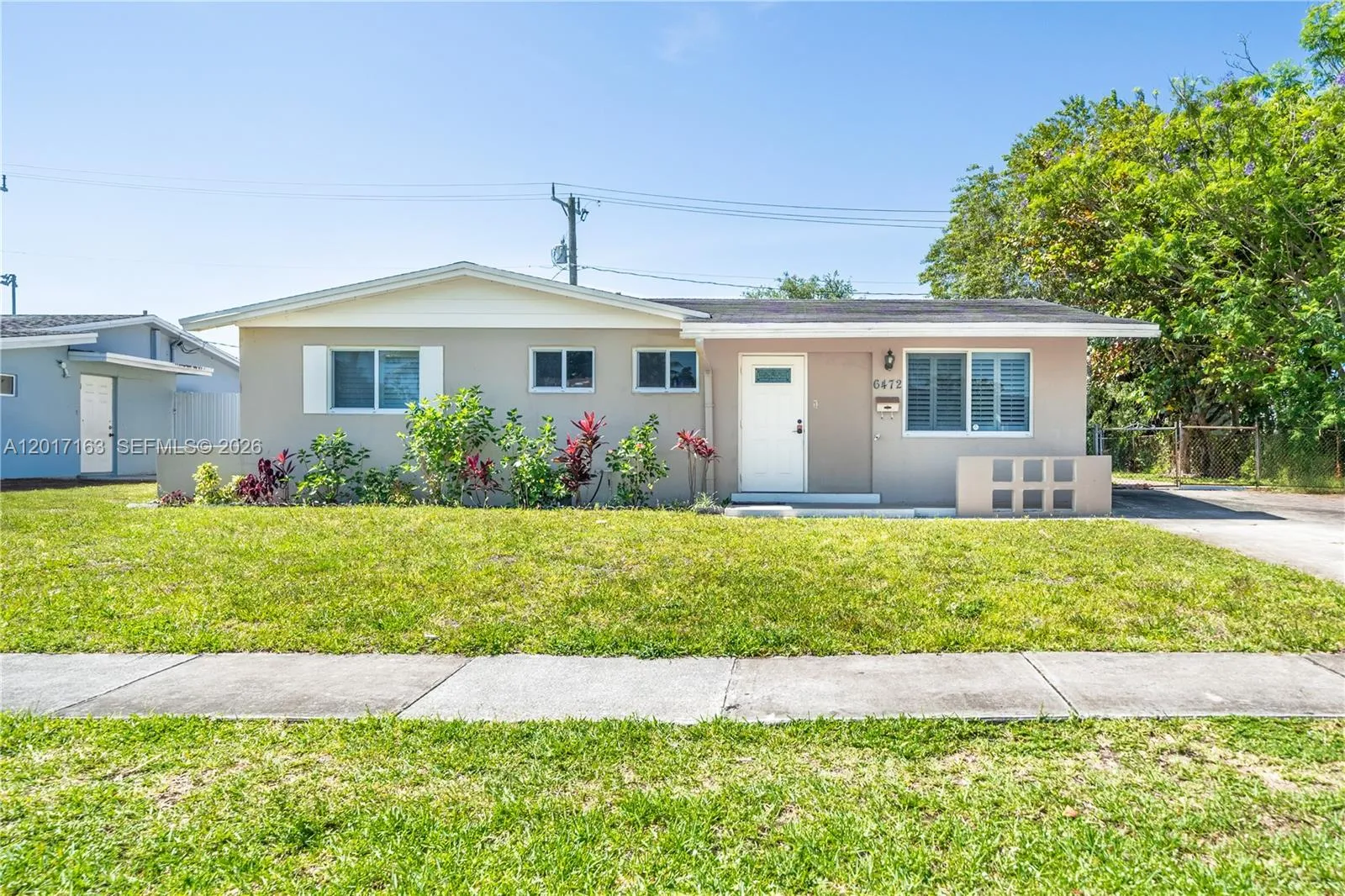 6472 Pierce St, Hollywood FL 33024