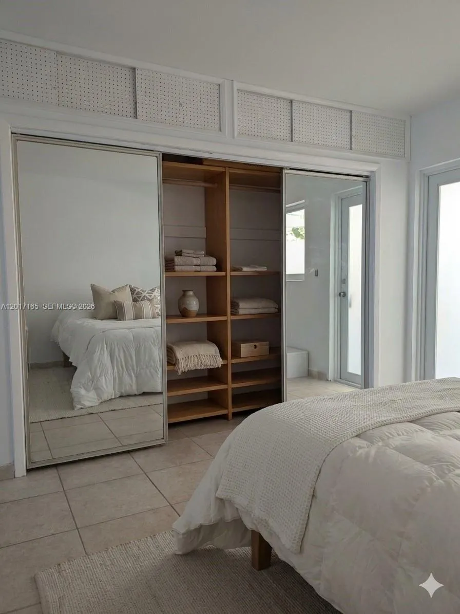 926 Michigan Ave # 4, Miami Beach FL 33139
