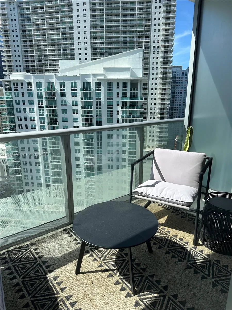 1300 Brickell Bay Dr # 2213, Miami FL 33131