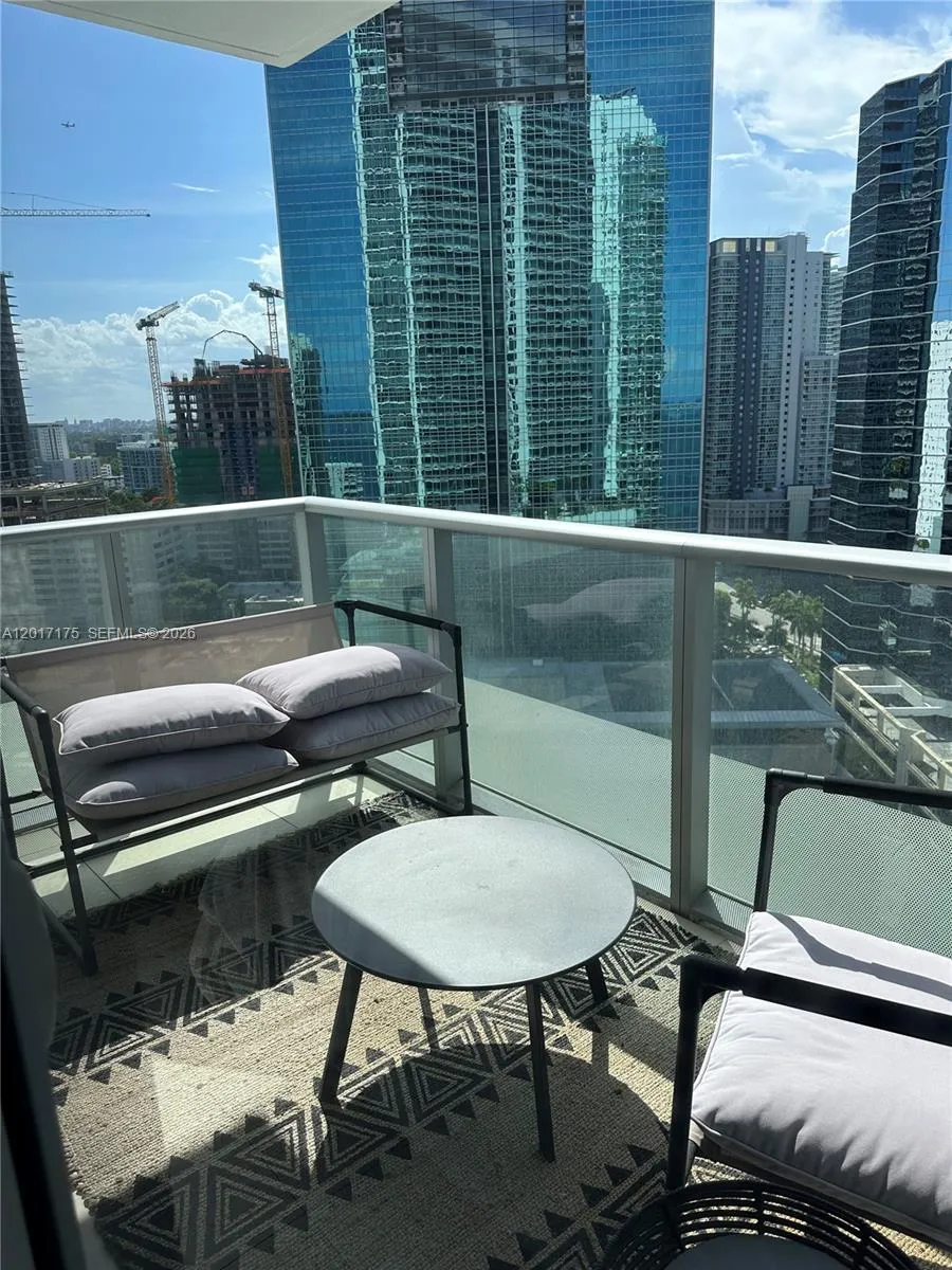 1300 Brickell Bay Dr # 2213, Miami FL 33131