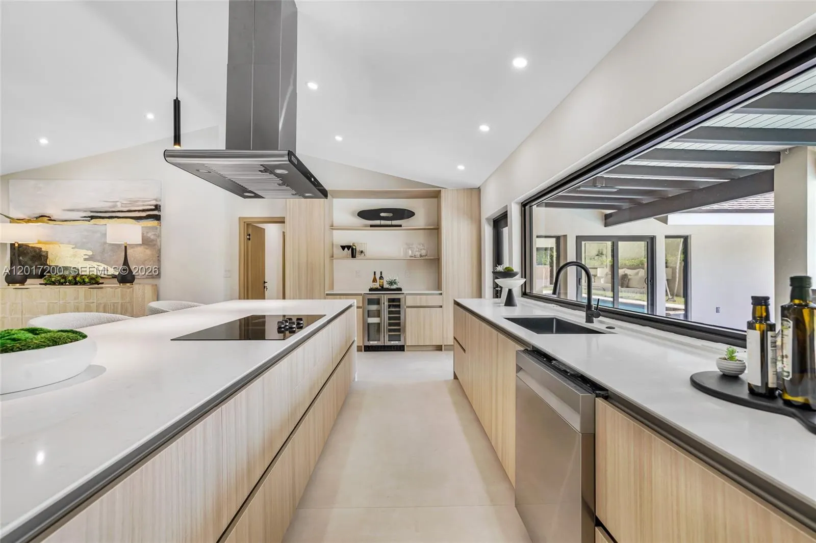 8120 SW 162nd St, Palmetto Bay FL 33157