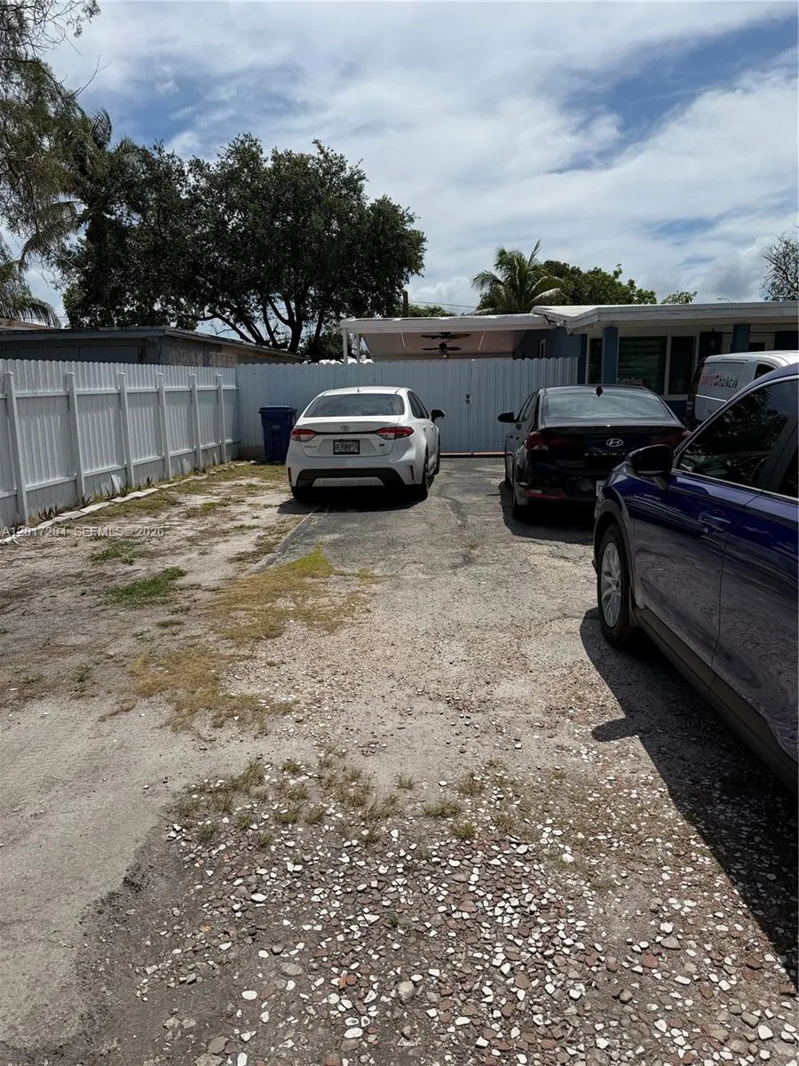 12455 W Randall Park Dr, Miami FL 33167