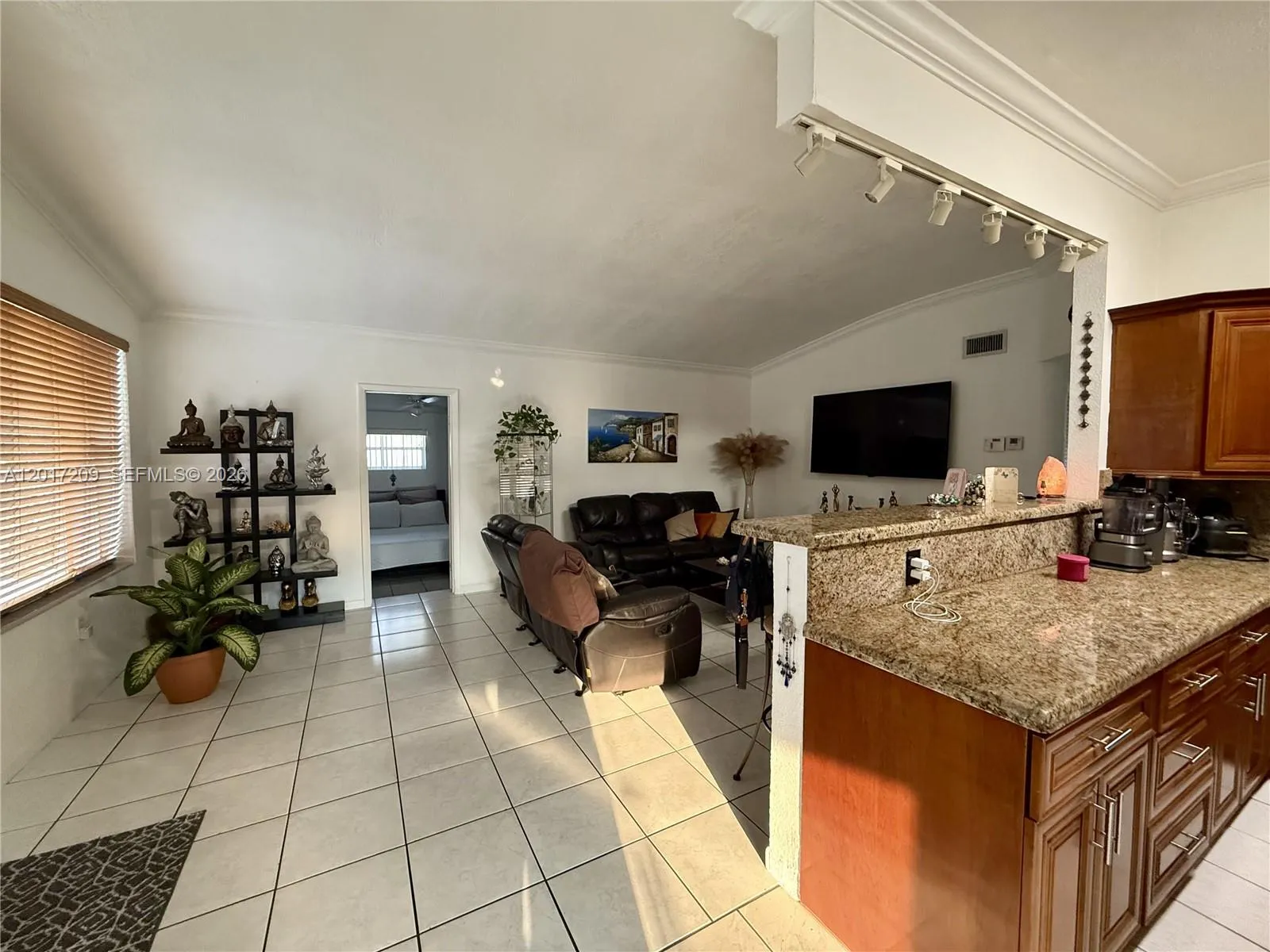 280 NE 173rd St, North Miami Beach FL 33162