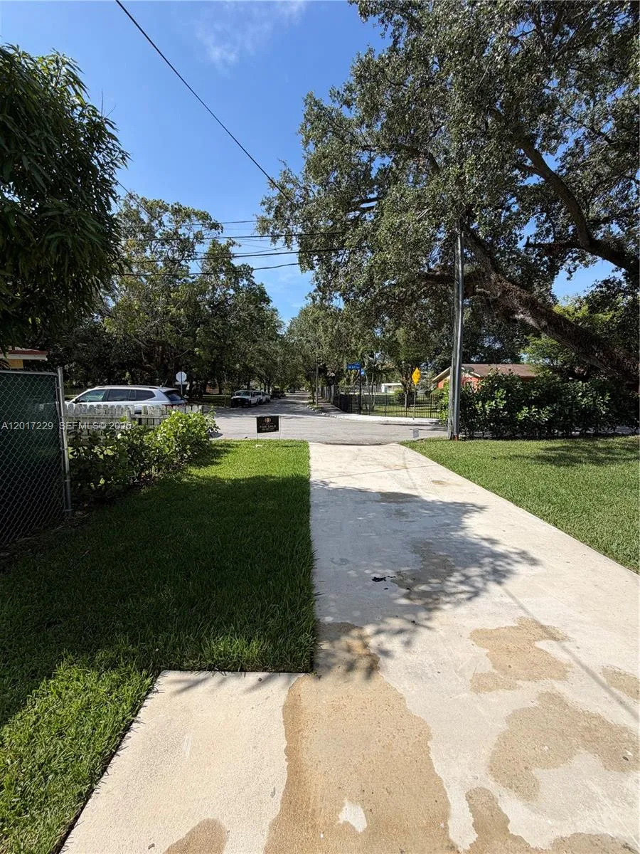 6091 SW 64th Ter # 0, South Miami FL 33143