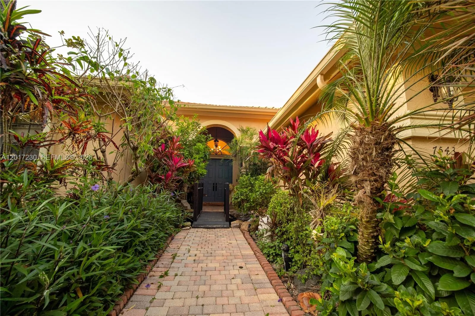 7543 Via Grande, Boynton Beach FL 33437
