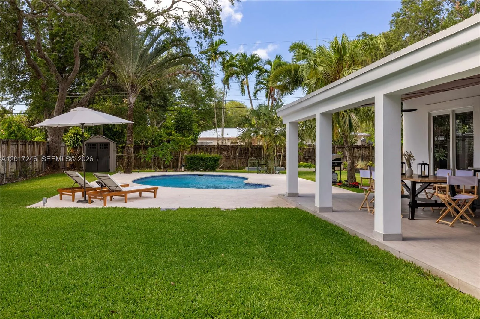 7000 SW 59th ST, Miami FL 33143