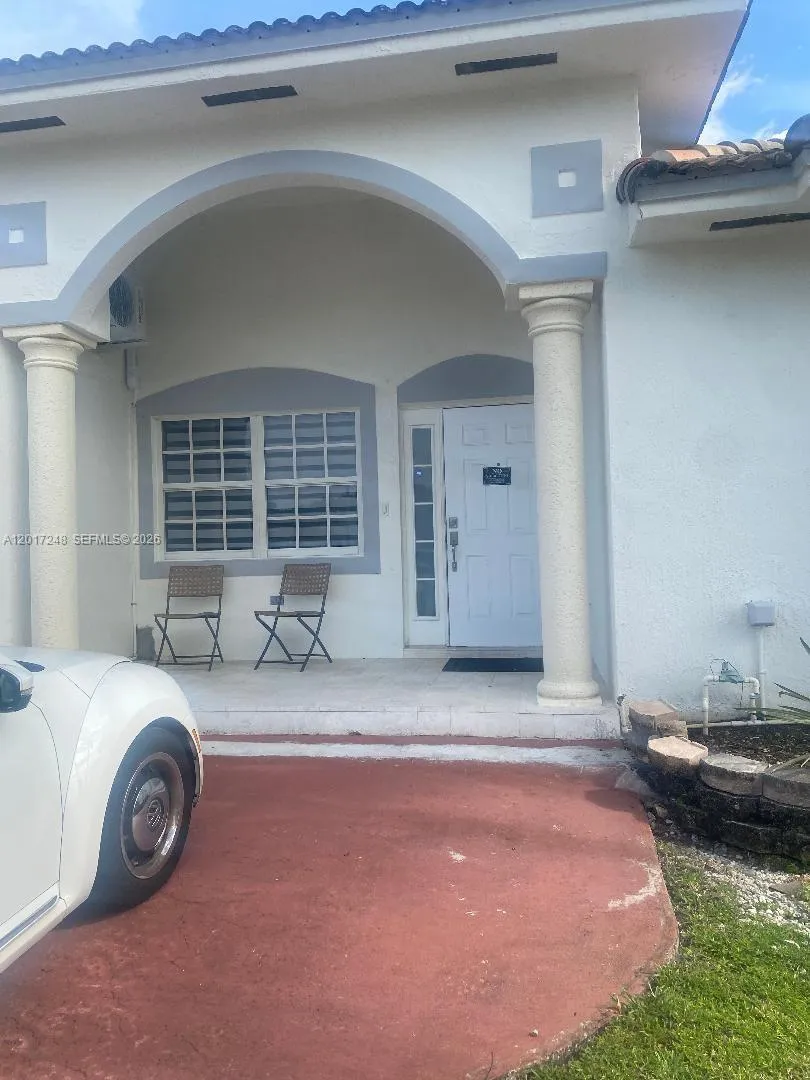 14640 SW 180th St, Miami FL 33177