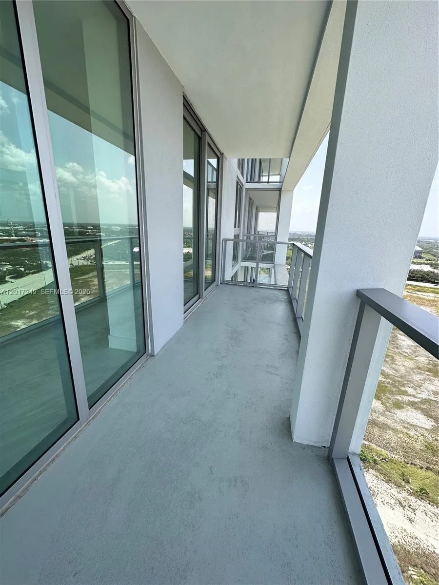 2000 Metropica Way # 2003, Sunrise FL 33323