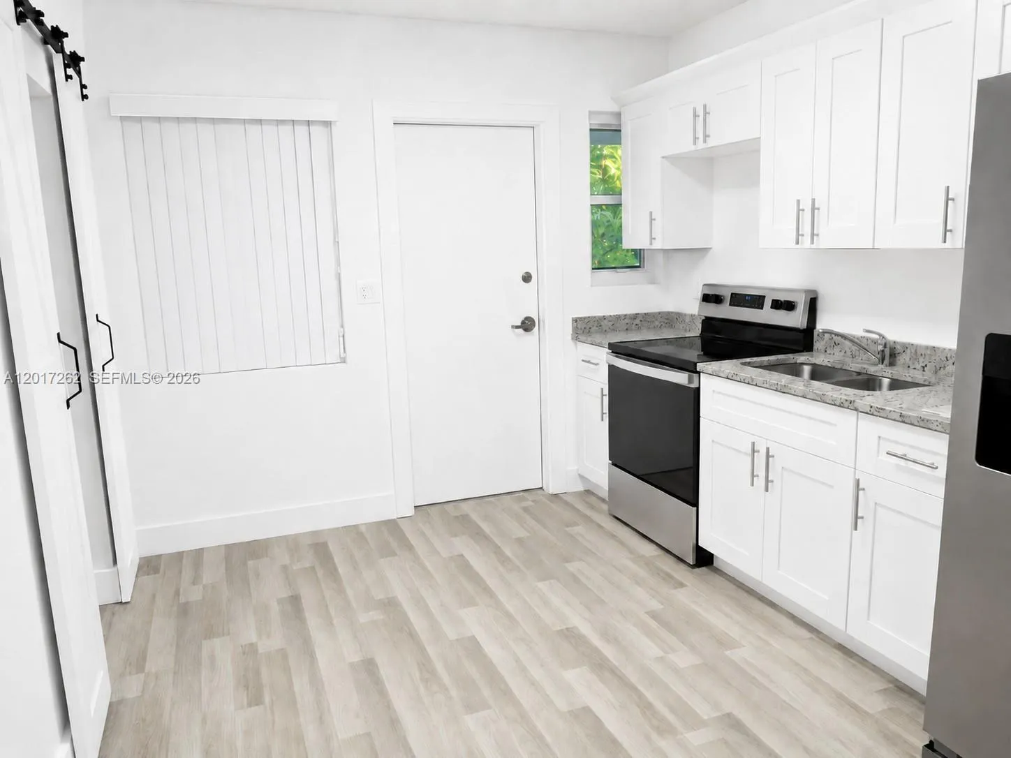 831 El Prado, West Palm Beach FL 33405
