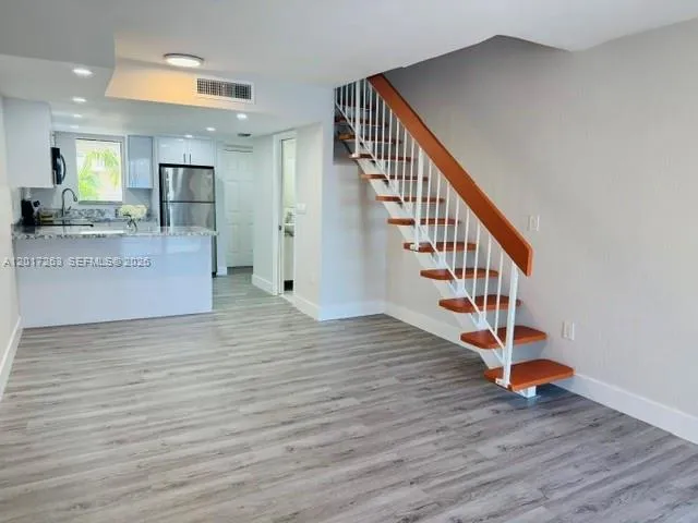 5650 W 26th Ct # 206, Hialeah FL 33016