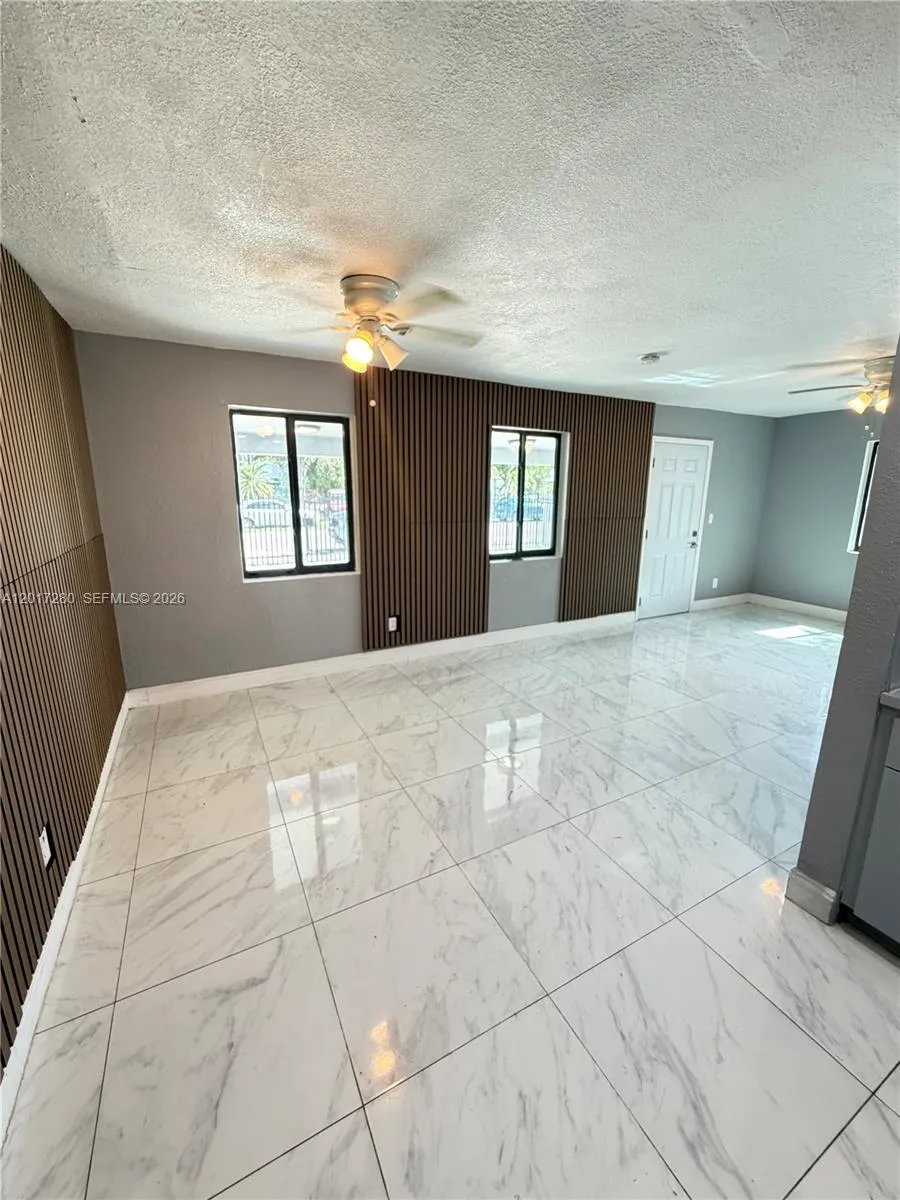 850 NW 113th St, Miami FL 33168