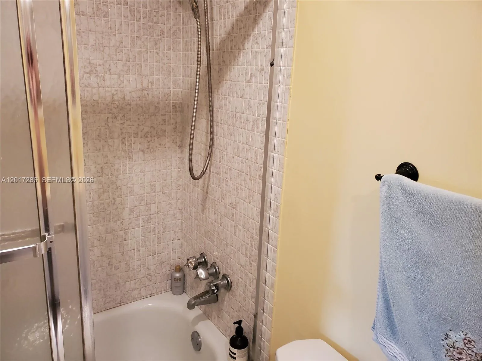 501 Three Islands Blvd # 203, Hallandale Beach FL 33009