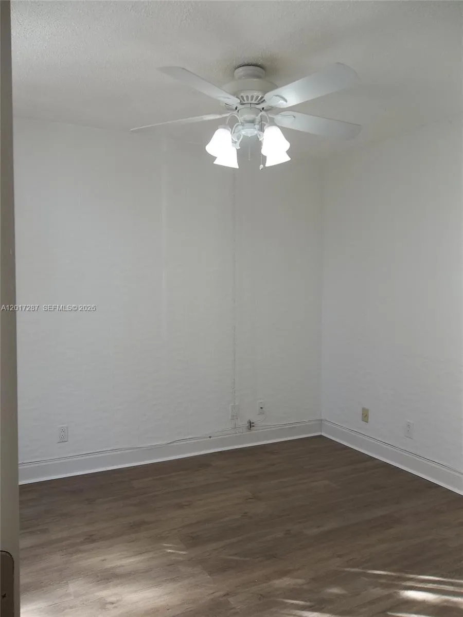 601 Three Islands Blvd # 208, Hallandale Beach FL 33009