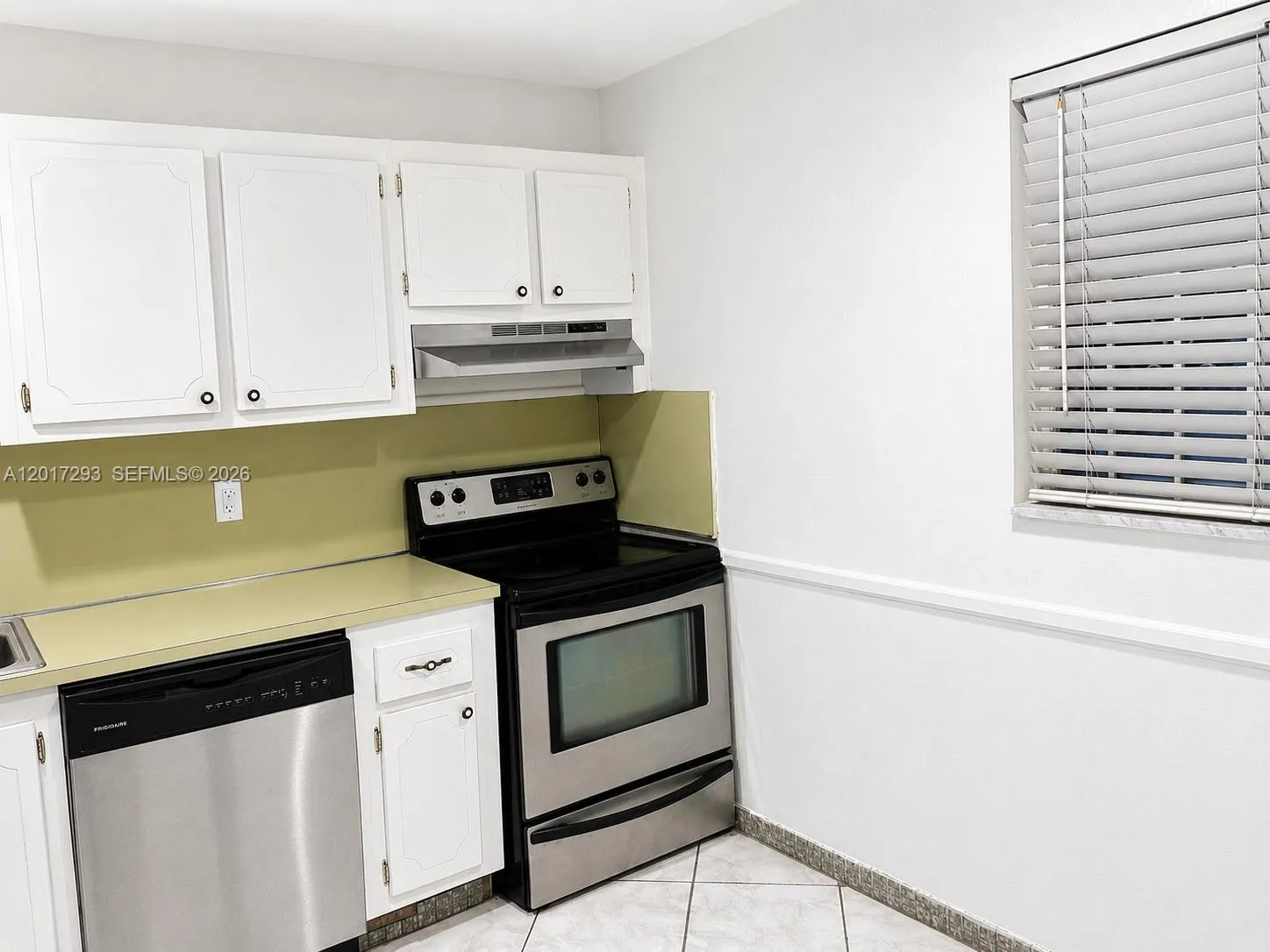 410 SE 2nd St # 415, Hallandale Beach FL 33009