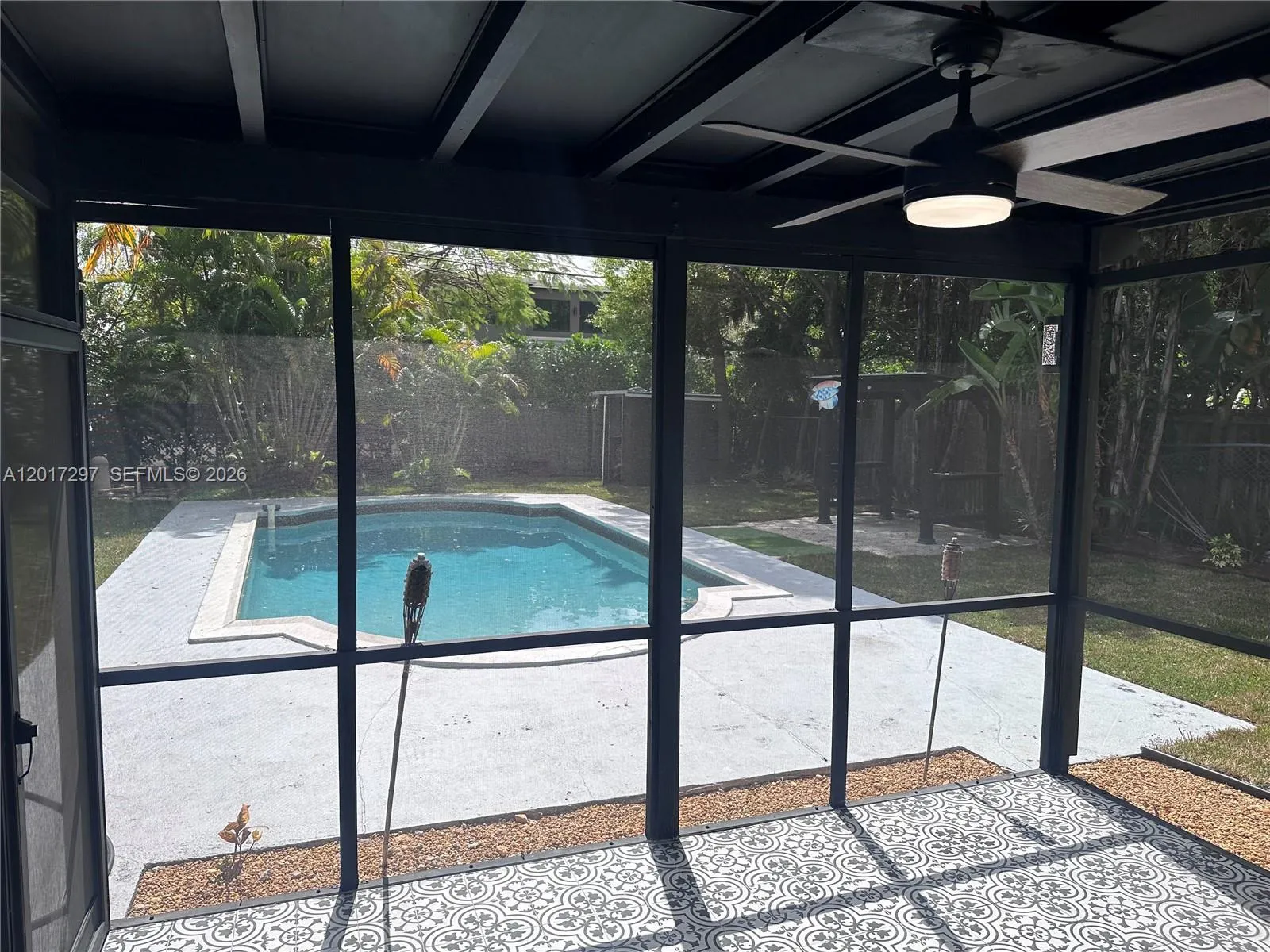 200 SE 19th St, Fort Lauderdale FL 33316