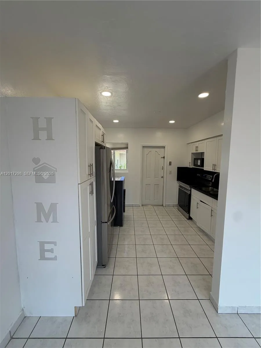 3112 SW 16 ST # 2, Miami FL 33145