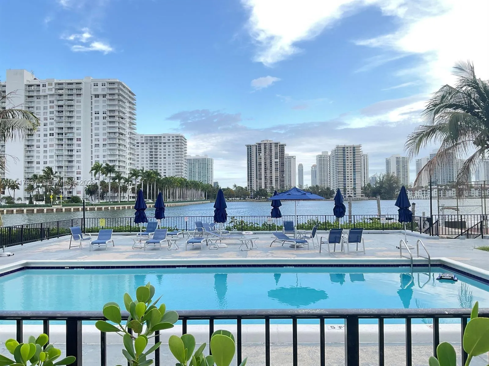 2780 NE 183rd St # 1007, Aventura FL 33160