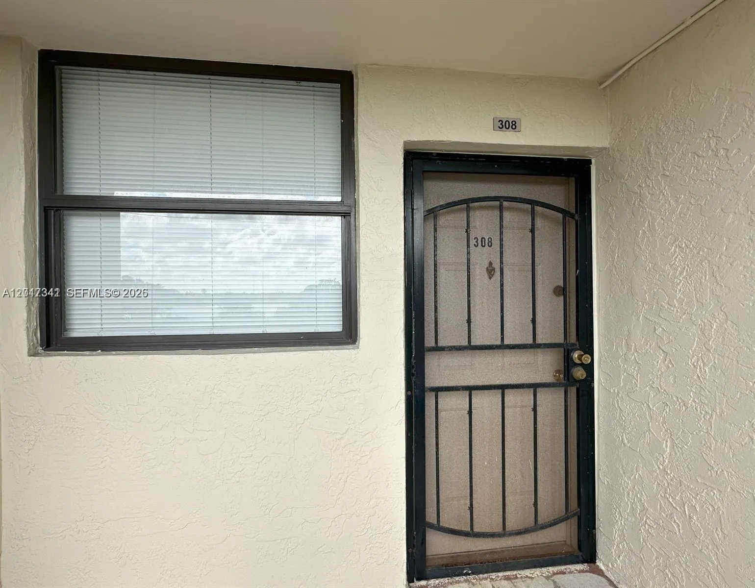 117 Lake Emerald Dr # 308, Oakland Park FL 33309