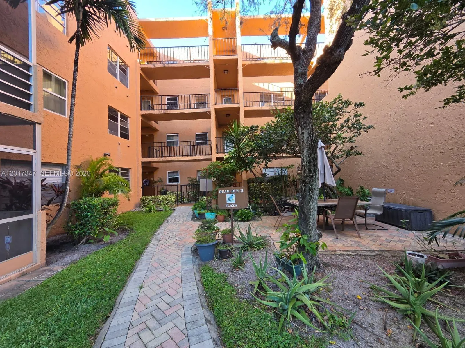 3050 E Sunrise Lakes Dr # 402, Sunrise FL 33322