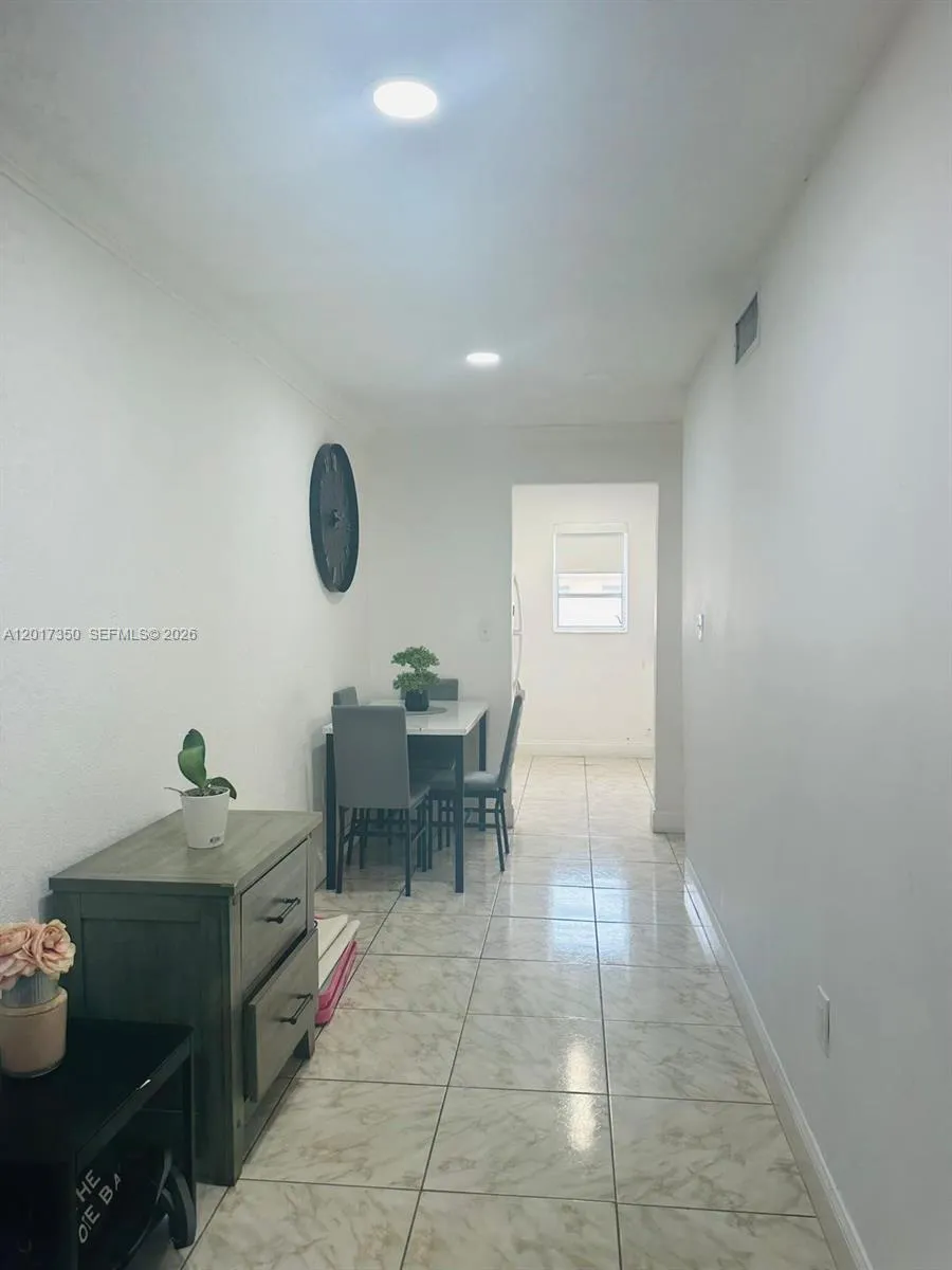 3800 SW 102nd Ave # 206, Miami FL 33165