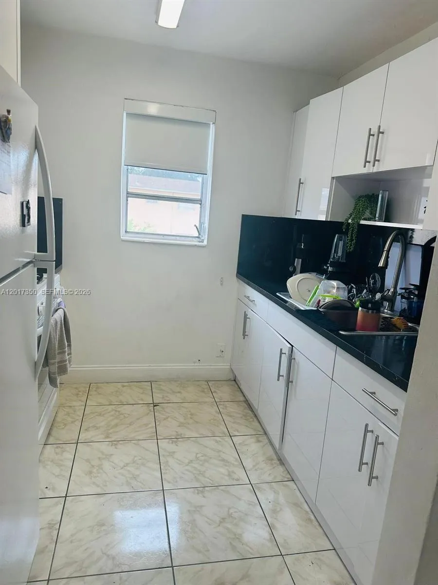 3800 SW 102nd Ave # 206, Miami FL 33165