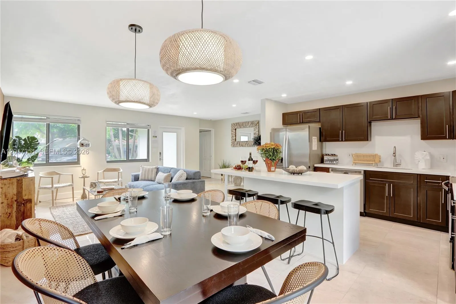 1737 NE 7th Ter, Fort Lauderdale FL 33305