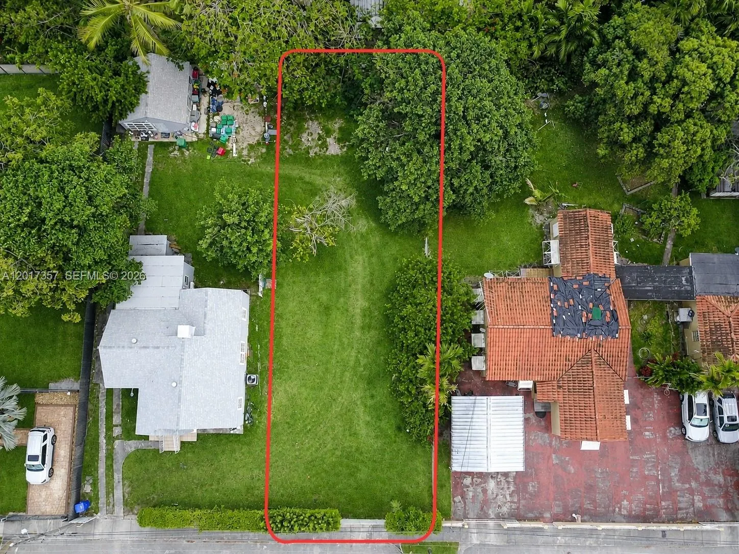 26TH ST, Miami FL 33142