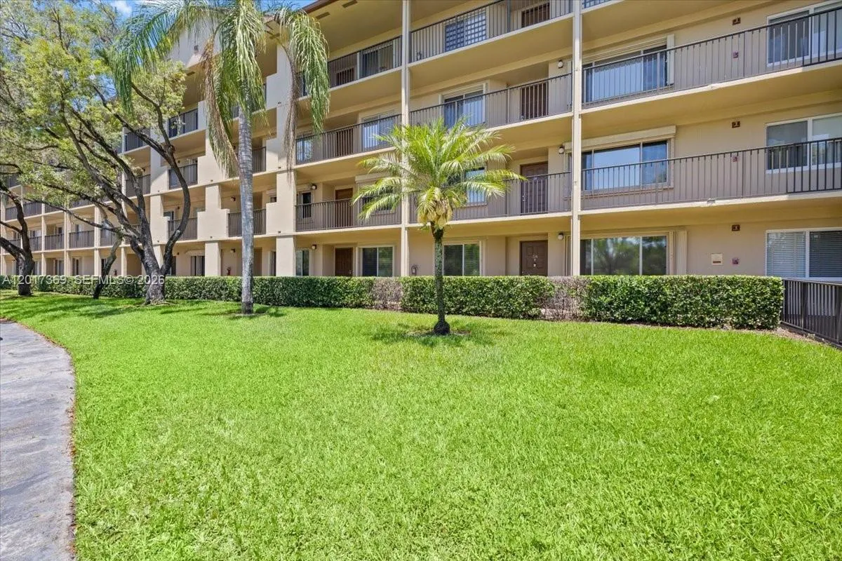 1351 SW 141st Ave # 213G, Pembroke Pines FL 33027