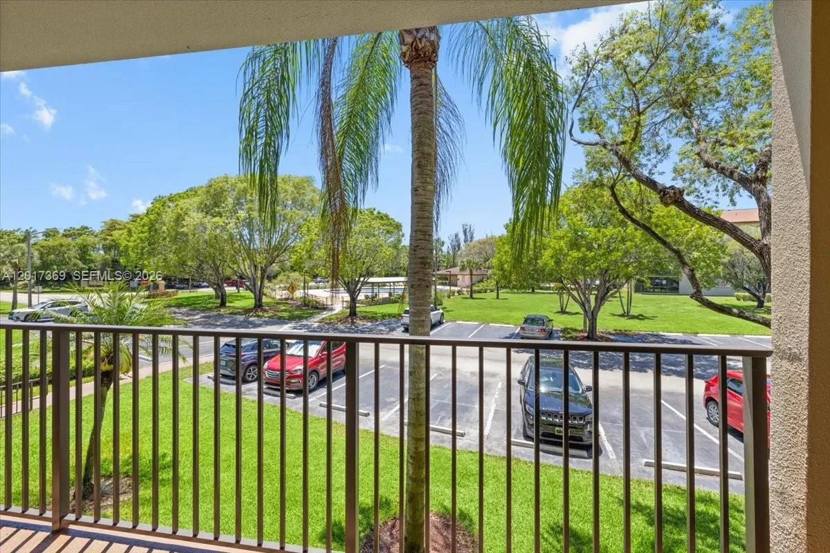 1351 SW 141st Ave # 213G, Pembroke Pines FL 33027