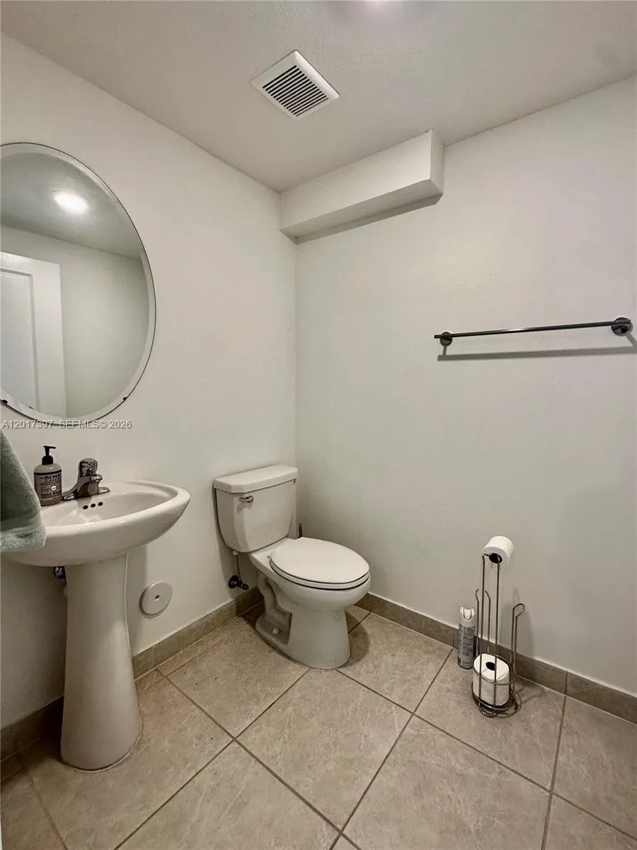 2685 SE 13th Ct, Homestead FL 33035