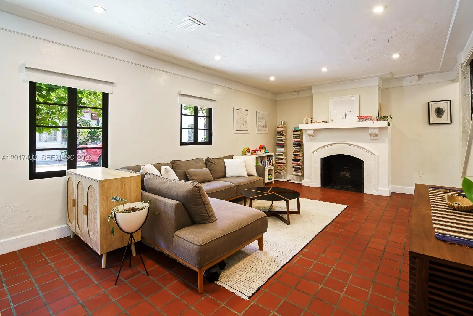 405 Viscaya Ave # 405, Coral Gables FL 33134