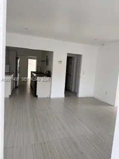 1362 NE 145th St # 1362, Miami FL 33161